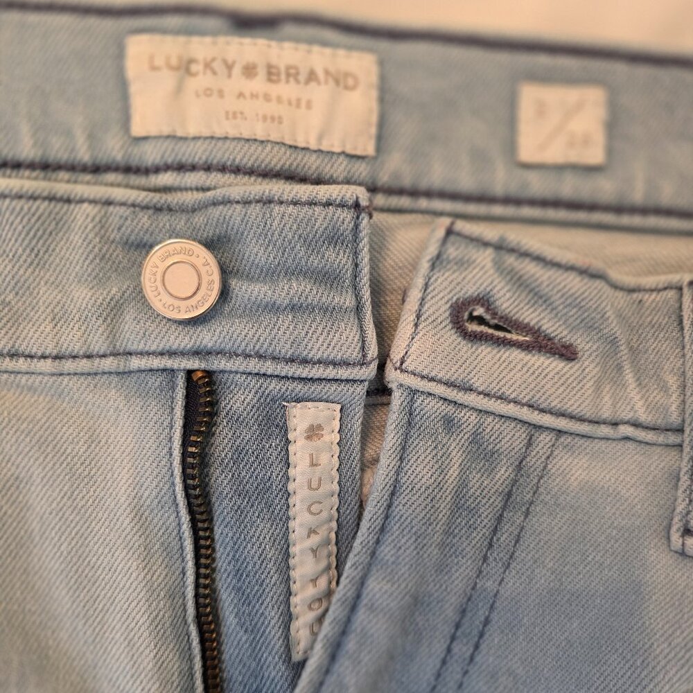 Lucky Brand Women's Mid Rise Crop Fade Denim Jeans, Size 2/26 - Picture 8 of 11